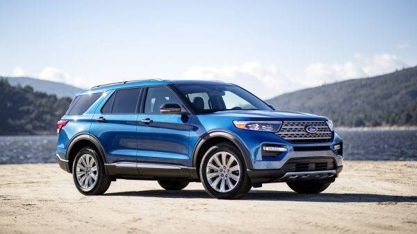 So sánh điểm khác biệt giữa Ford Explorer 2019 và 2020